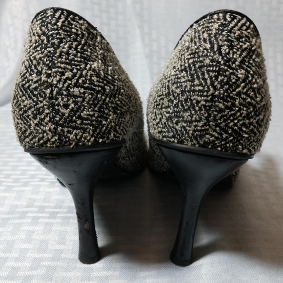 Tommy Hilfiger Fabric Mary Jane Pumps - Picture 4 of 7